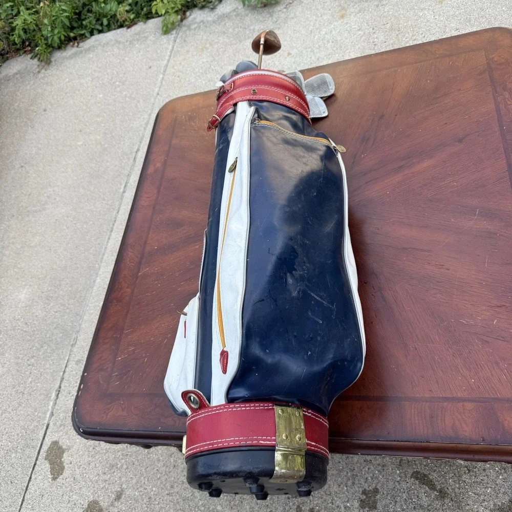 Vintage Dunlop 3-way Golf Bag 16 Golf Club Red White blue multiple storage areas
